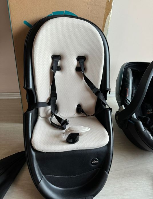 Mima бебешка количка с аксесоари