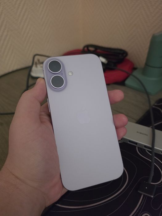 Iphone 17 фиолетовый
