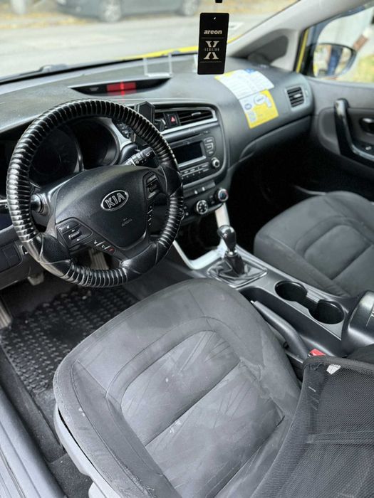 Такси под аренда към аренра