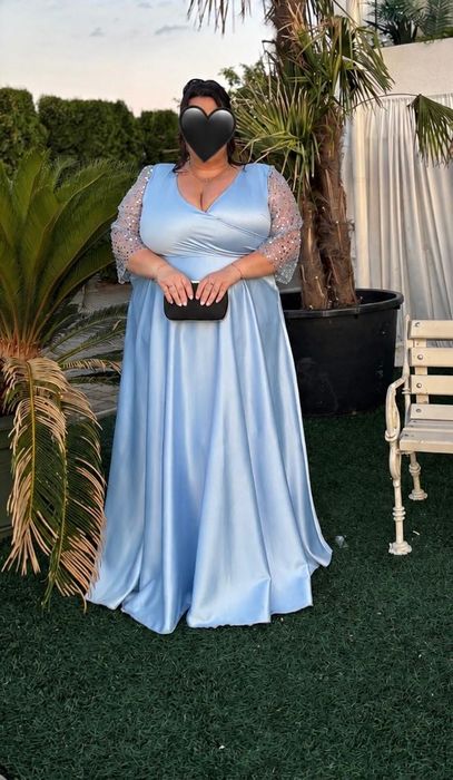 Rochie de gală albastru deschis