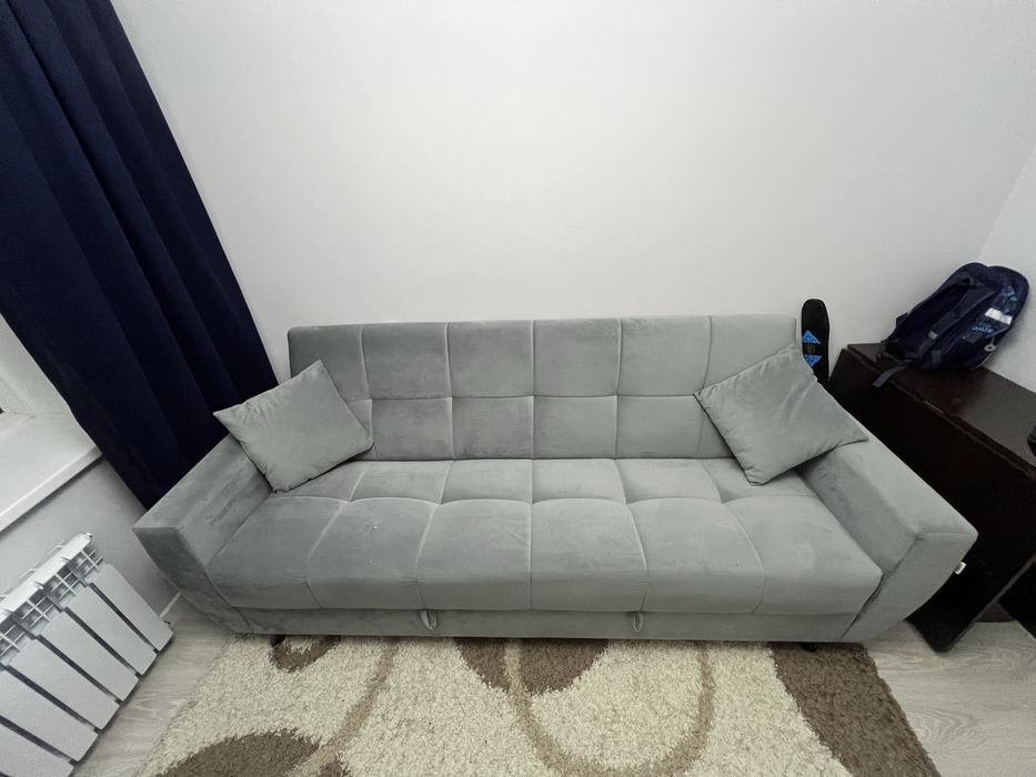 Продам диван в отличном состояний