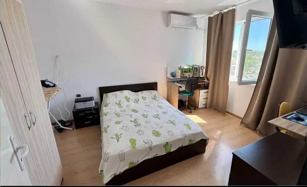 Двустаен апартамент