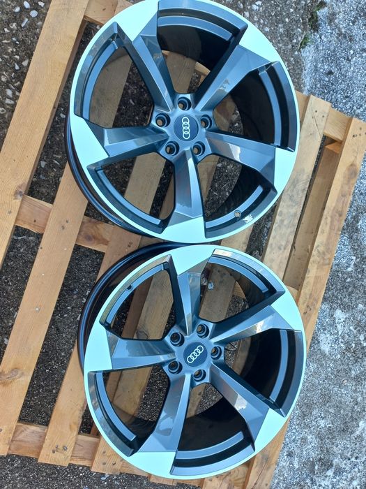 19.Audi Rotor27  S.line 9.0j et30   A4 A6 A7 A8 Q3 Q5 Чисто Нови

Нови