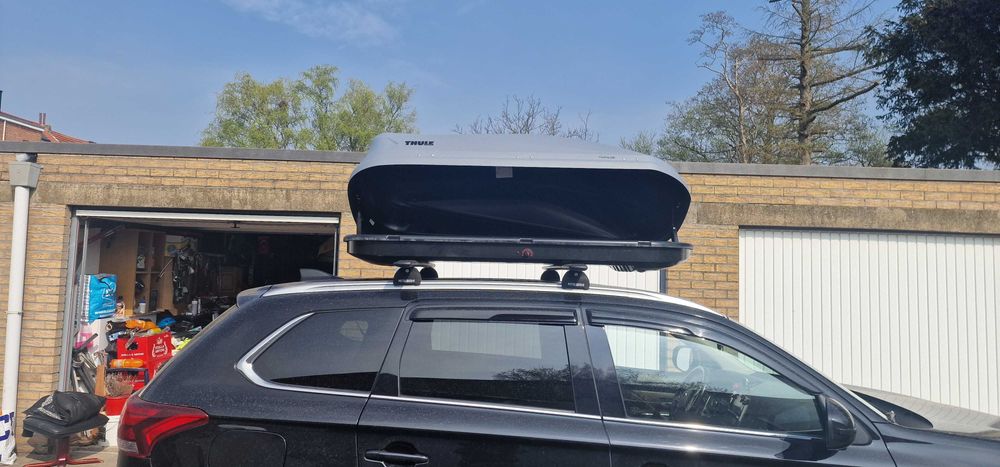 Thule turing 200-НАЛИЧЕН