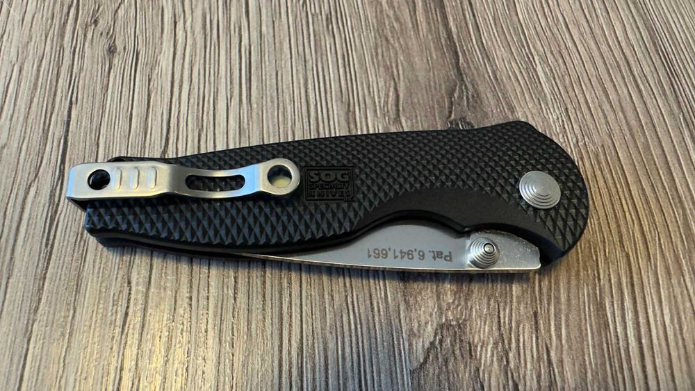 SOG Flash I Serrated