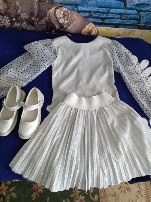 Продам вещи обувь