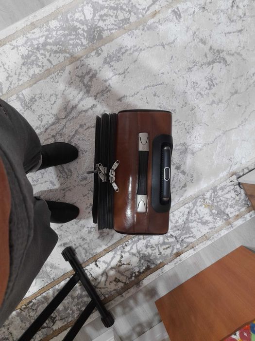 Продается дорожный чемодан в отличном состоянии, б/у.