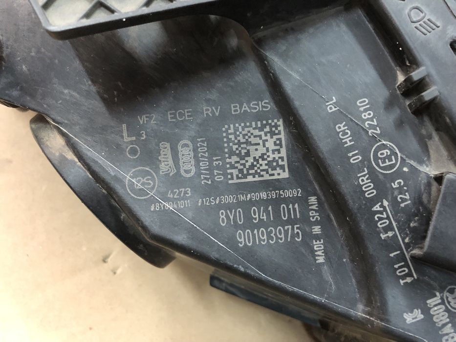 Far stanga Full Led Audi A3 8Y cod 8Y0941011