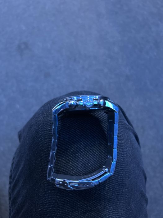 Продам часы в отличном состоянии  Sergio Tacchini