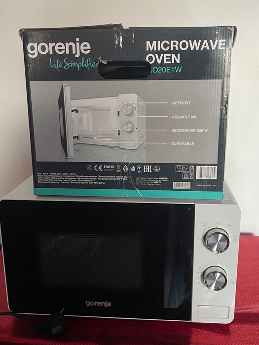 Cuptor microunde Gorenje 20L 800W cu cutie