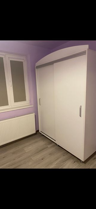 Inchiriez apartament 2 camere decomandat