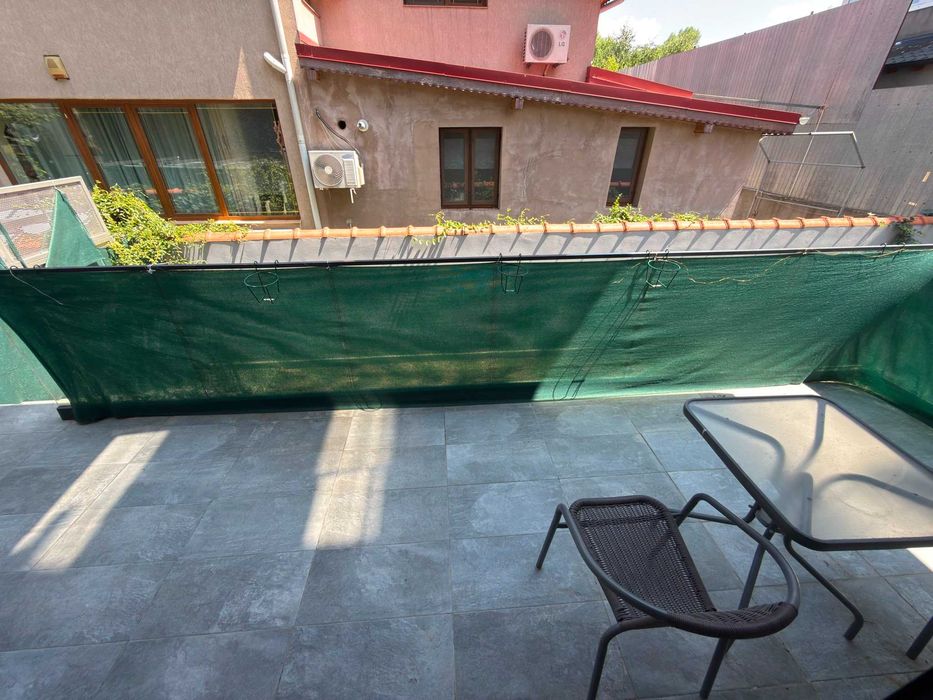 Inchiriere 2 camere bloc nou, parter cu terasa si gradina, zona N Grigorescu