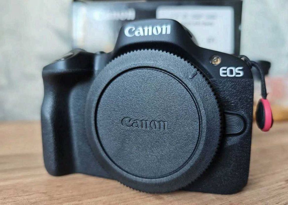 Canon EOS R50 без минусов