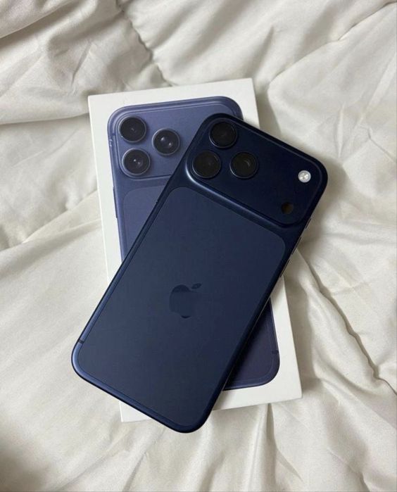 Айфон 17 про в идеальном состоянии