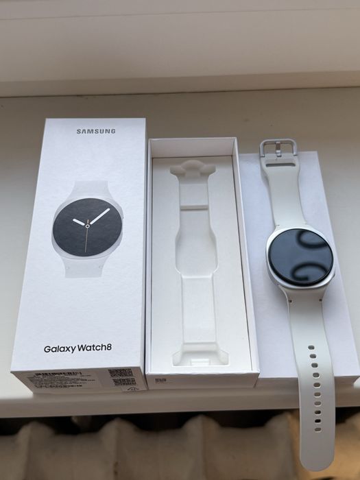 Продам Galaxy Watch 8