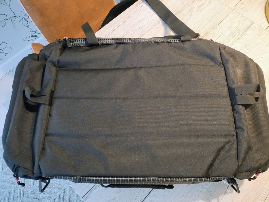 Oakley Link Duffel 35L Originală – 92911-01K – stare excelentă