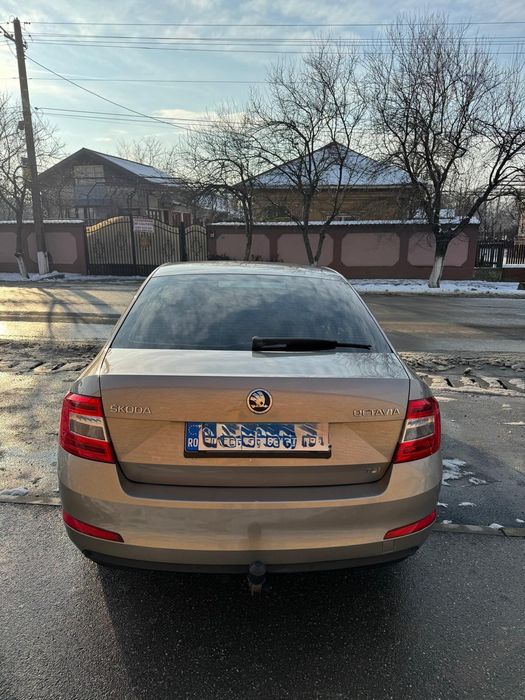Vand Skoda Octavia 1.2 Benzina