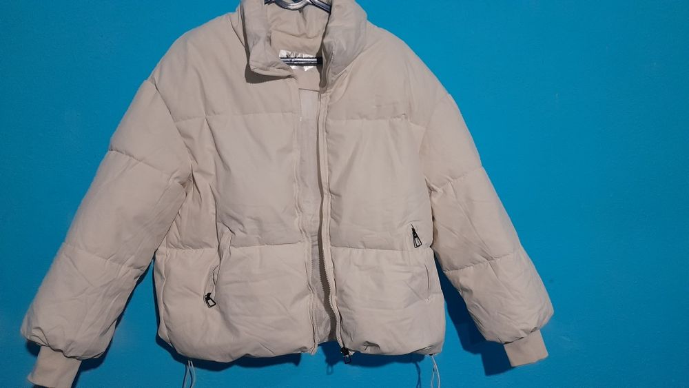 Yengil qishki kurtka