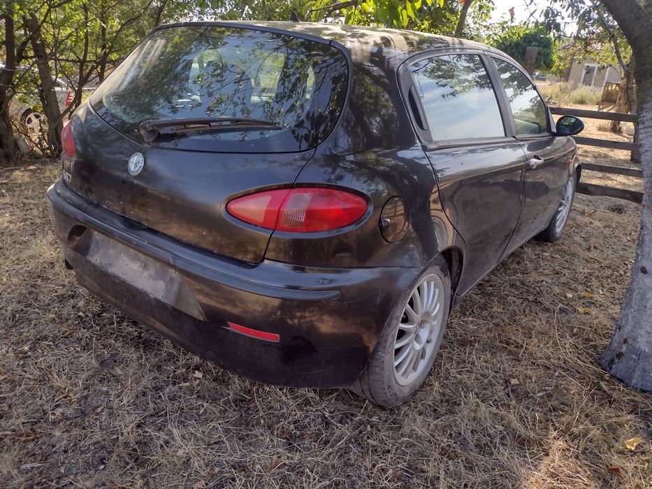 Alfa romeo 147 1,9 JTD на части