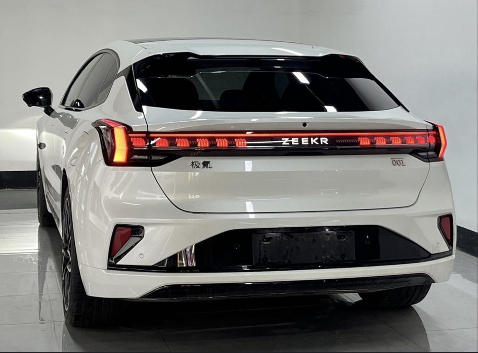 Zeekr 001 YOU Z-sport AWD 2025 full