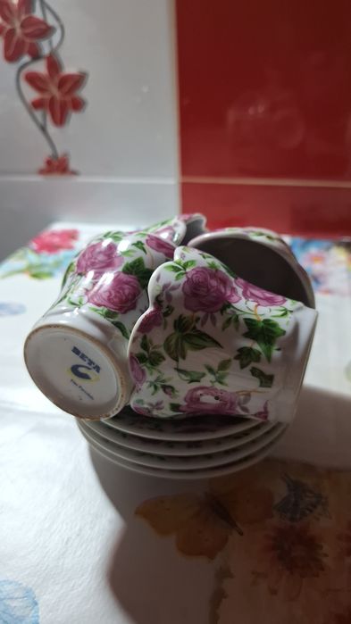 Set de cești din ceramică