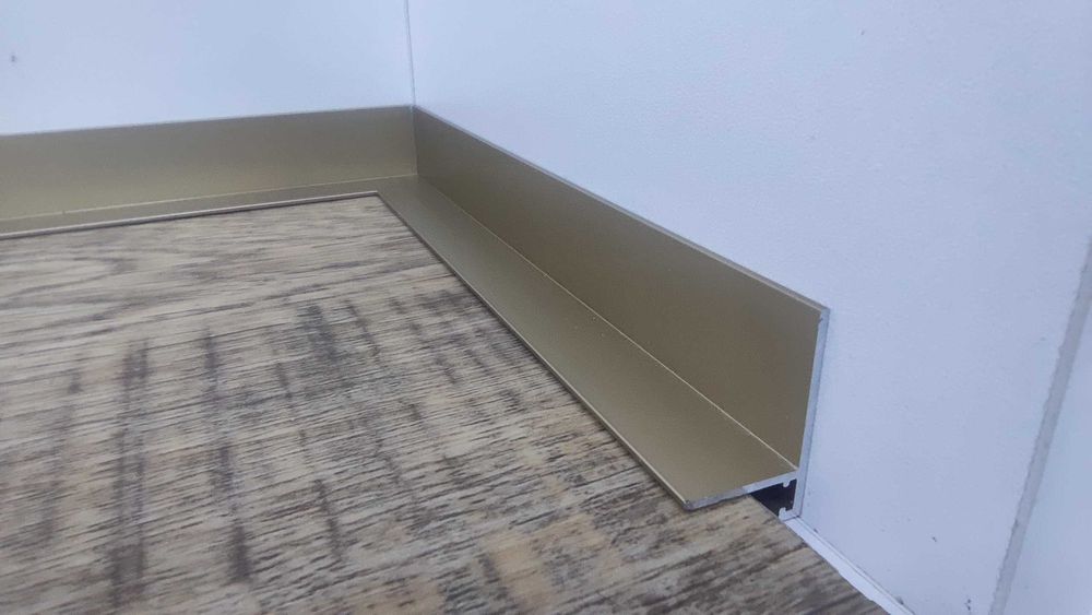 Микроплинтус L - образный Premium Class