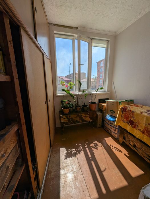 Продается 5 комн квартира