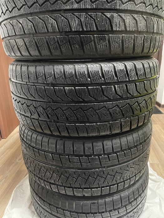 Зимние шины 4 штуки