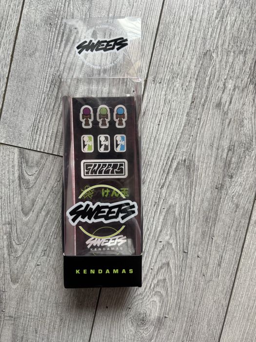 Sweets kendama fuzzy