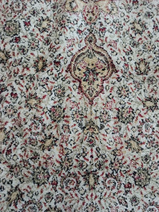 Ковер.         .