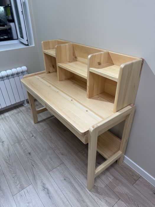 Письменный стол,компьютерный деревянный стол из сосны