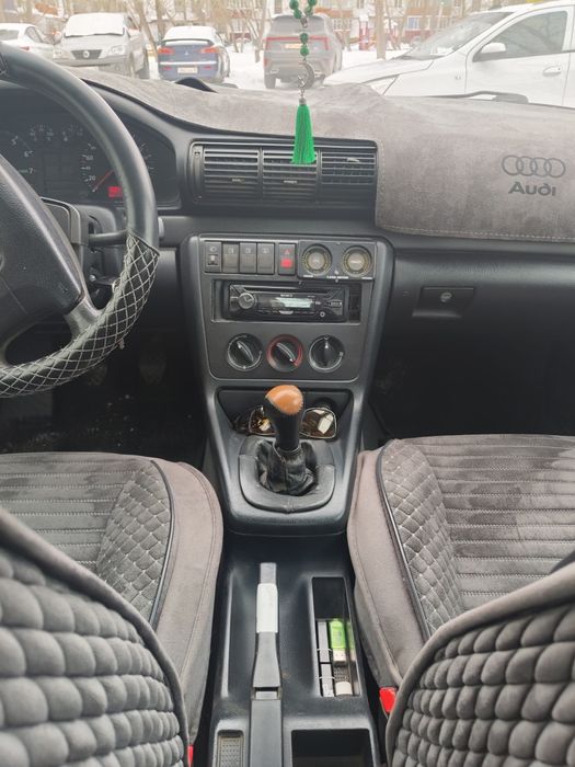 Продам Аudi A4 1995года