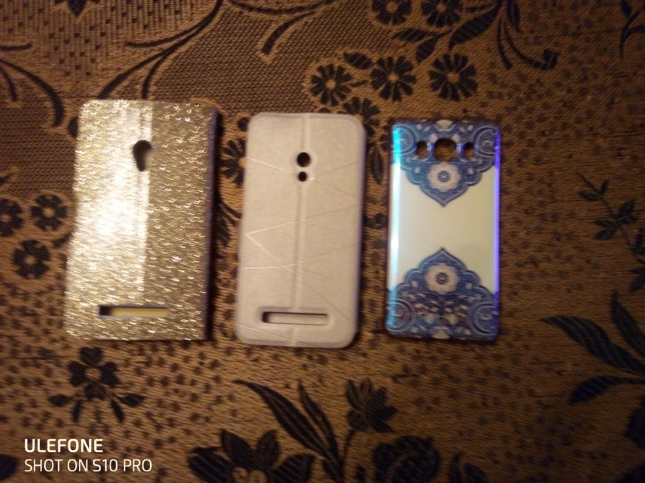 Продам чехлы на смартфоны