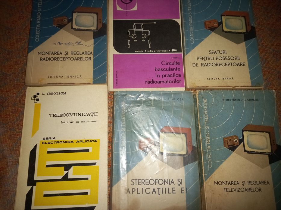 Vând diferite cărți