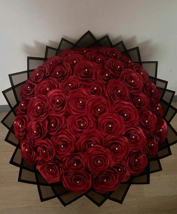 розы из атластных лент