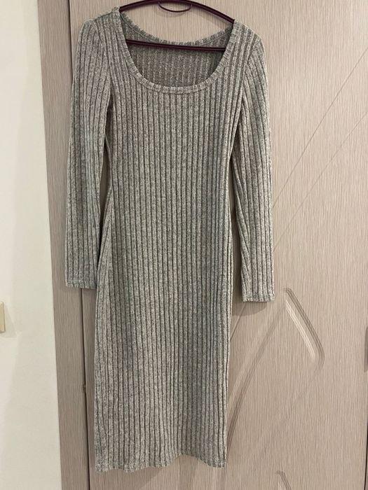 Дамска рокля