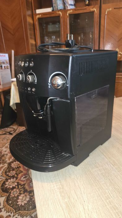 Espressor automat De'Longhi Caffe Magnifica ESAM4000-B, 1450W, 15 bar, 1.8 l, Negru