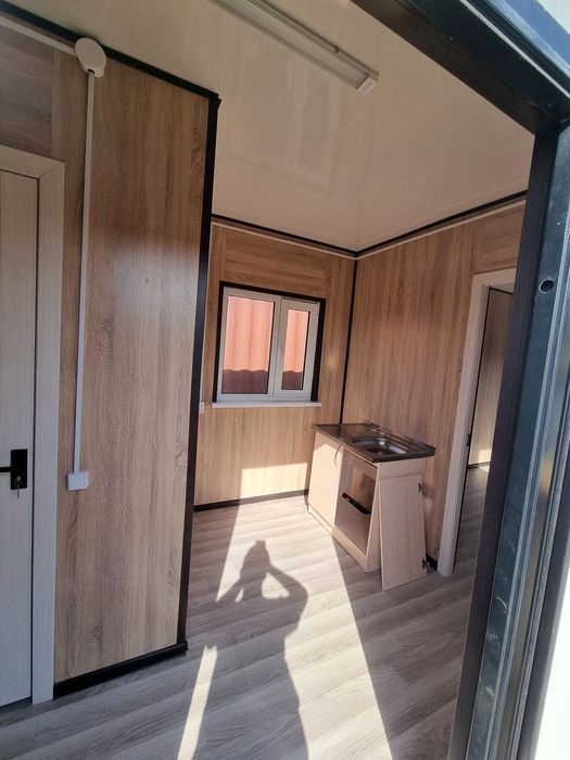 Утепленный контейнер бытовка