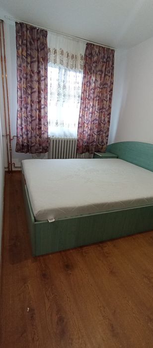 Apartament de închiriat