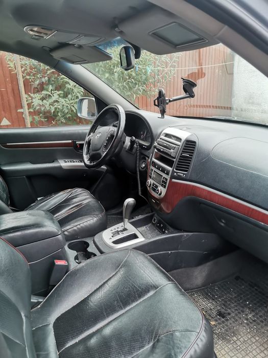 Vând Hyundai Santa Fe 2008 automat 2,2 CRDI stare perfecta !