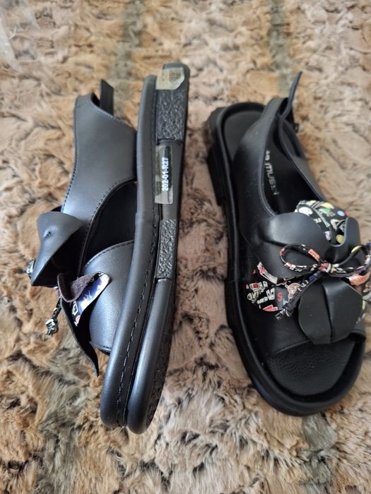 Продам летние босоножки.