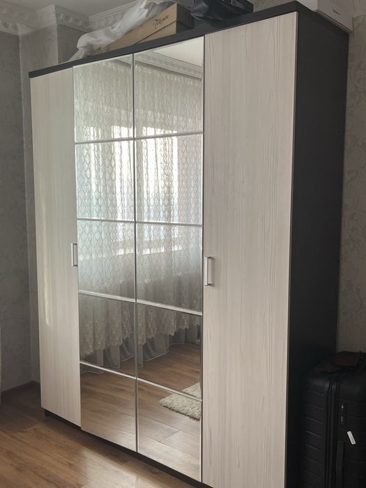 Спальный гарнитур