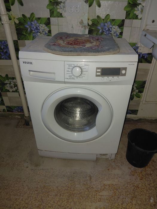 Продам машинку автомат.