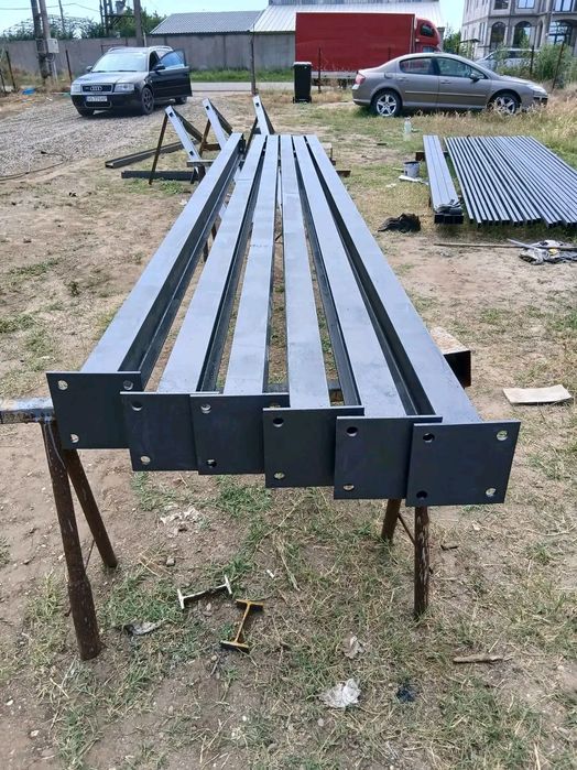 Vând hala metalica 10x20x4