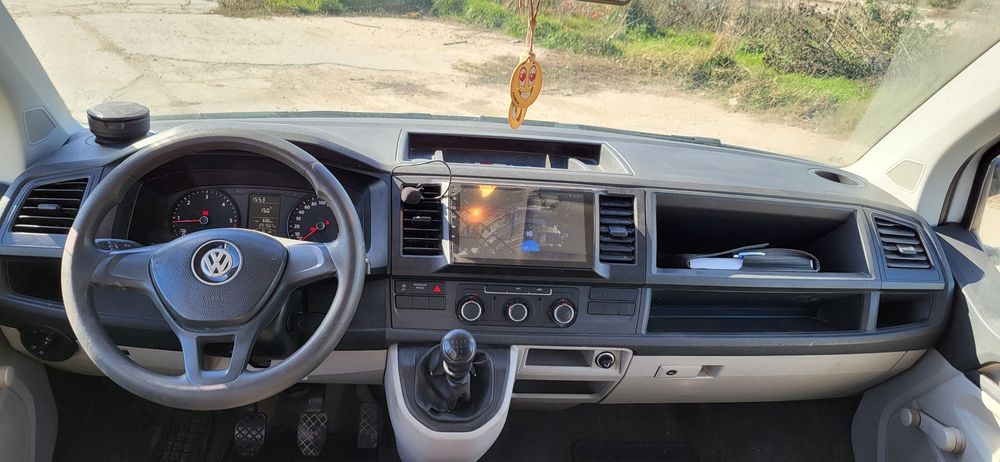 Volkswagen Transporter T6 2018 6locuri  DOKA