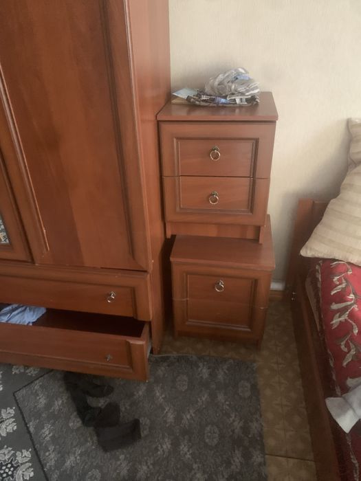 продам спальний гарнитур