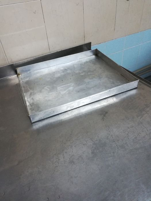 Тави за Баници  и кроасани