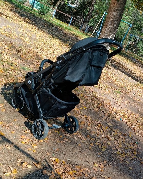 Детская коляска.