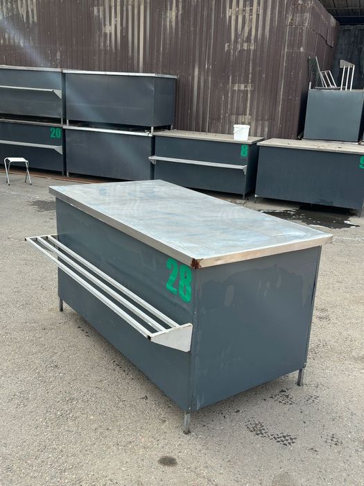 Стол по торговлием