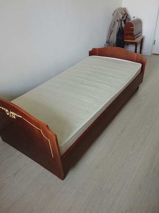 Продам Б/У мебель.